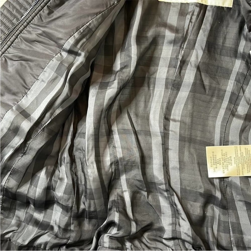 Burberry London Quilted Nylon Puffer Jacket - Picture 8 of 15